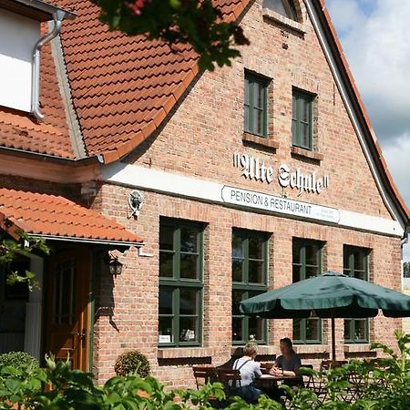 Pension & Restaurant "Alte Schule" Kluis Exterior foto
