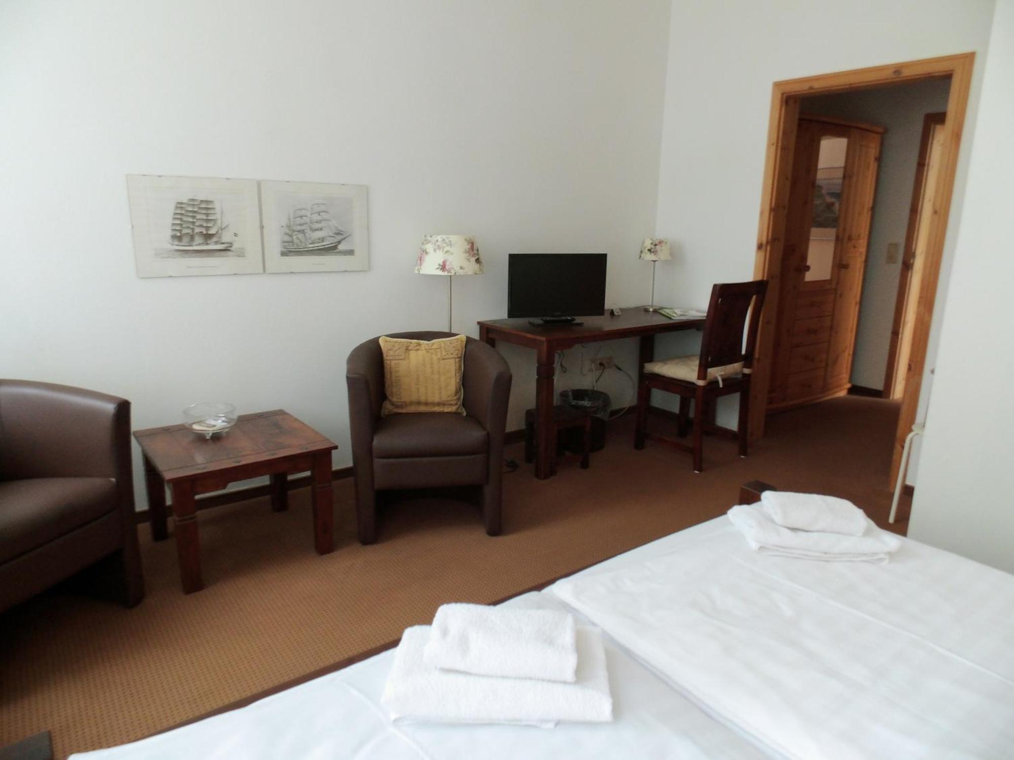 Pension & Restaurant "Alte Schule" Kluis Quarto foto